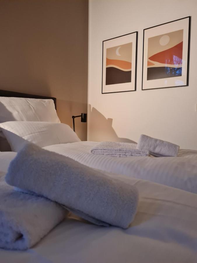 Penthouse In Am Wasser + Parken + Wlan + Netflix +kamin Apartment Wildau (Dahme-Spreewald)